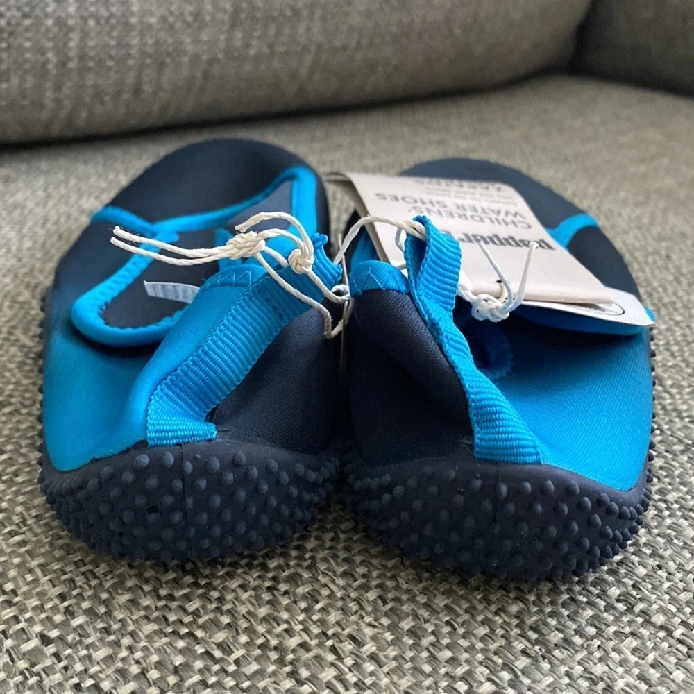 NEW NWT Pepperts Size 1 Kid's Plain Water Shoes, Navy